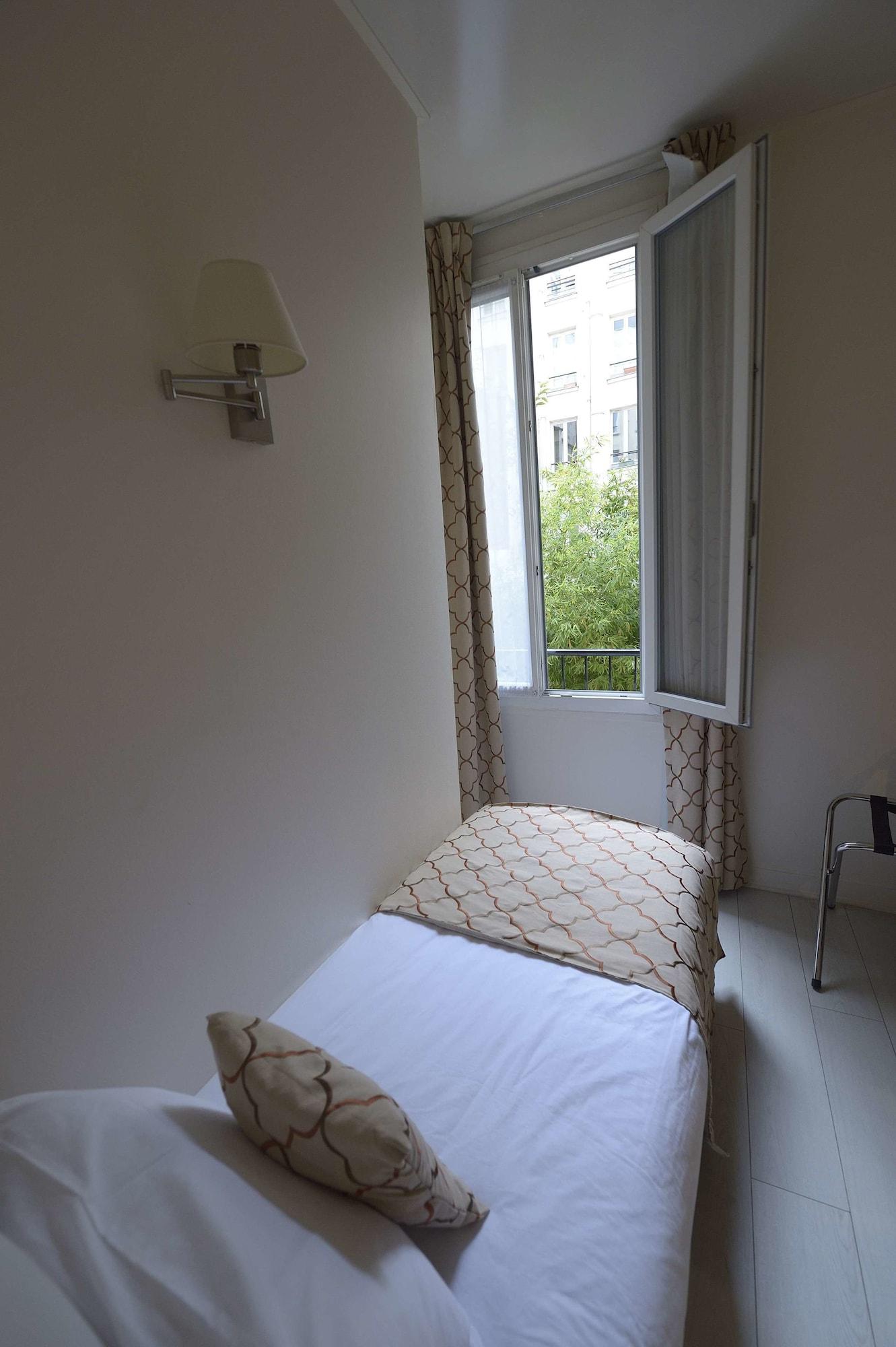 Korner Montmartre Hotel Париж Екстериор снимка