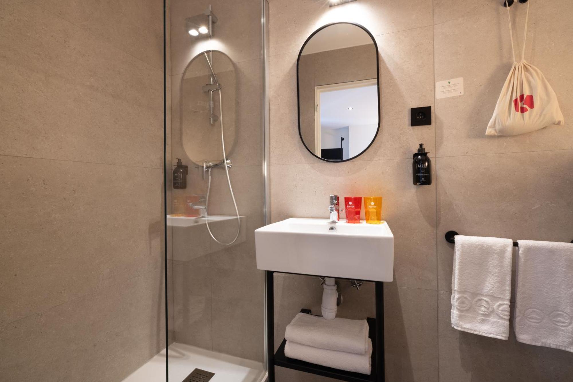 Korner Montmartre Hotel Париж Екстериор снимка