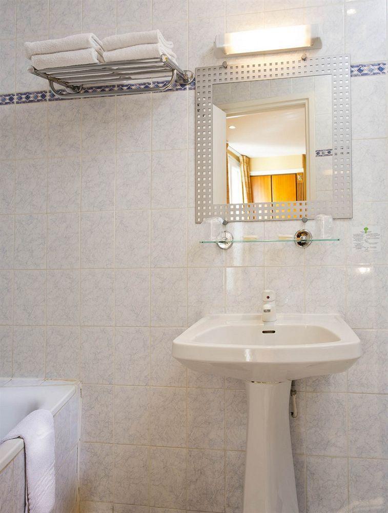 Korner Montmartre Hotel Париж Екстериор снимка
