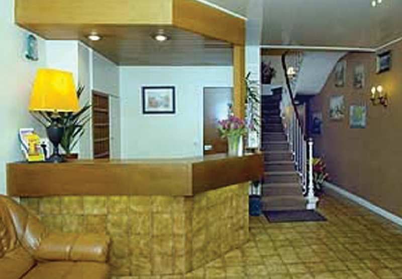 Korner Montmartre Hotel Париж Екстериор снимка